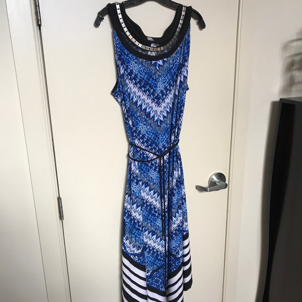 Tried on but never worn maxi dress.